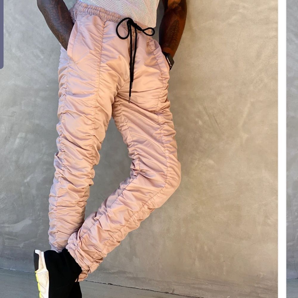 NWT EPTM: COMPRESSED NYLON PANTS PINK Sz 32